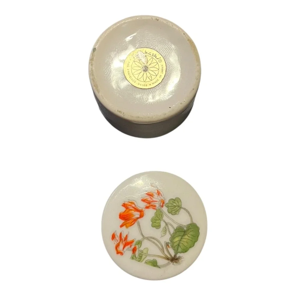 Takahashi San Francisco Vintage Porcelain Pill Box Floral White‎ Made in Japan